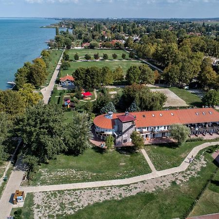 Apartmán Zamardi Siraly Exteriér fotografie