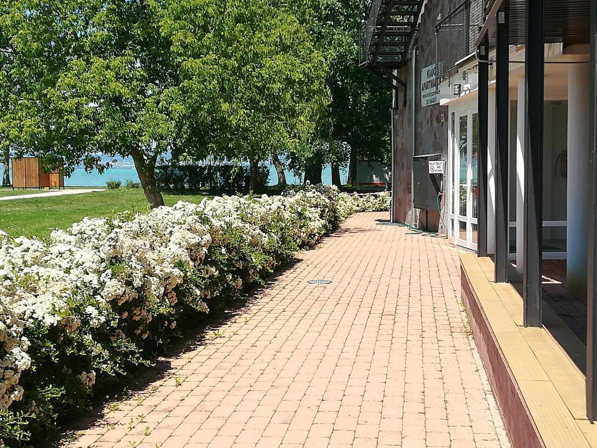 Apartmán Zamardi Siraly Exteriér fotografie