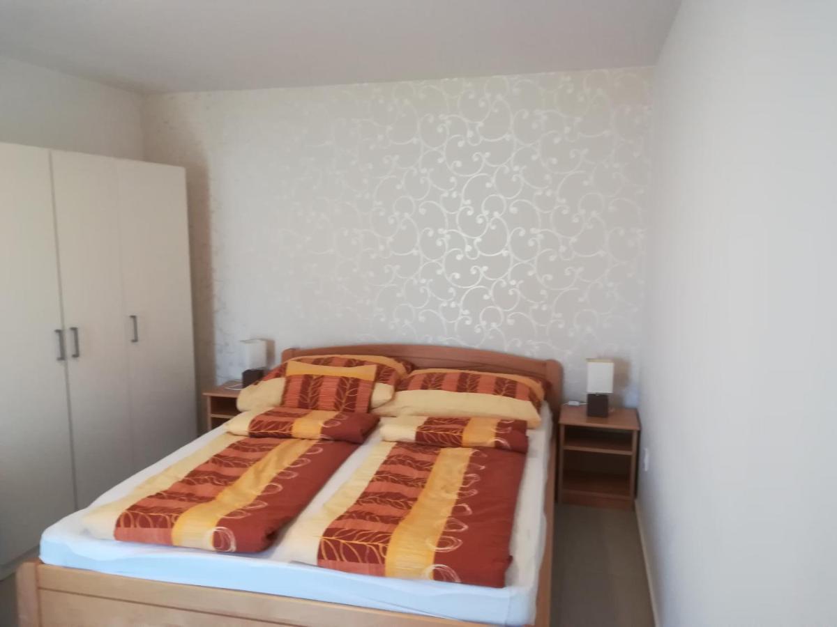 Apartmán Zamardi Siraly Exteriér fotografie