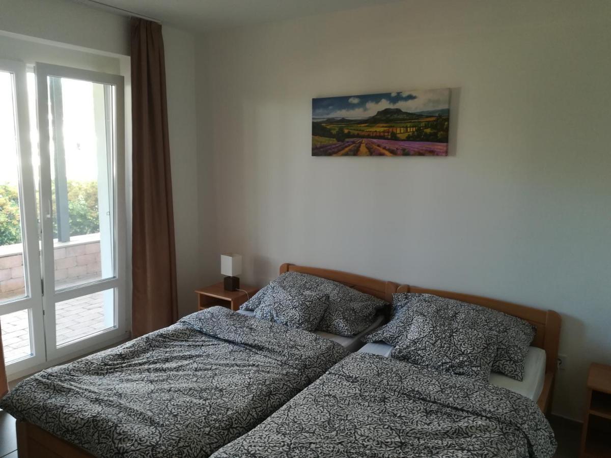 Apartmán Zamardi Siraly Exteriér fotografie