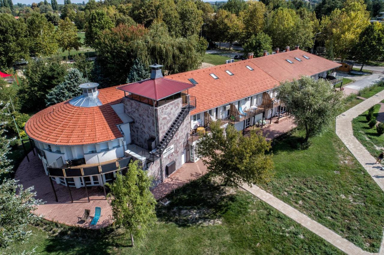 Apartmán Zamardi Siraly Exteriér fotografie